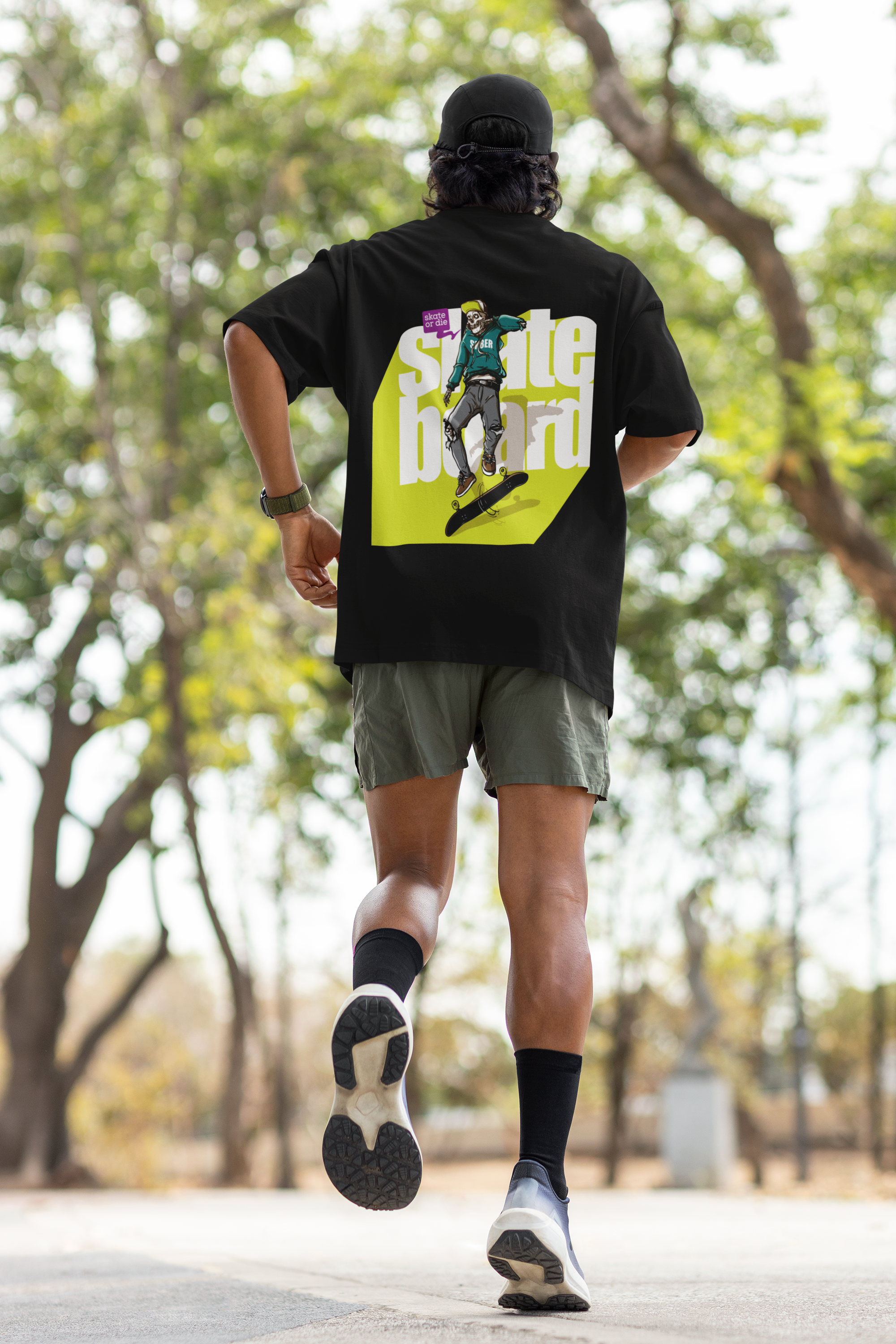 Skate or Die: Skeleton Flip Unisex Oversized Standard T-Shirt.
