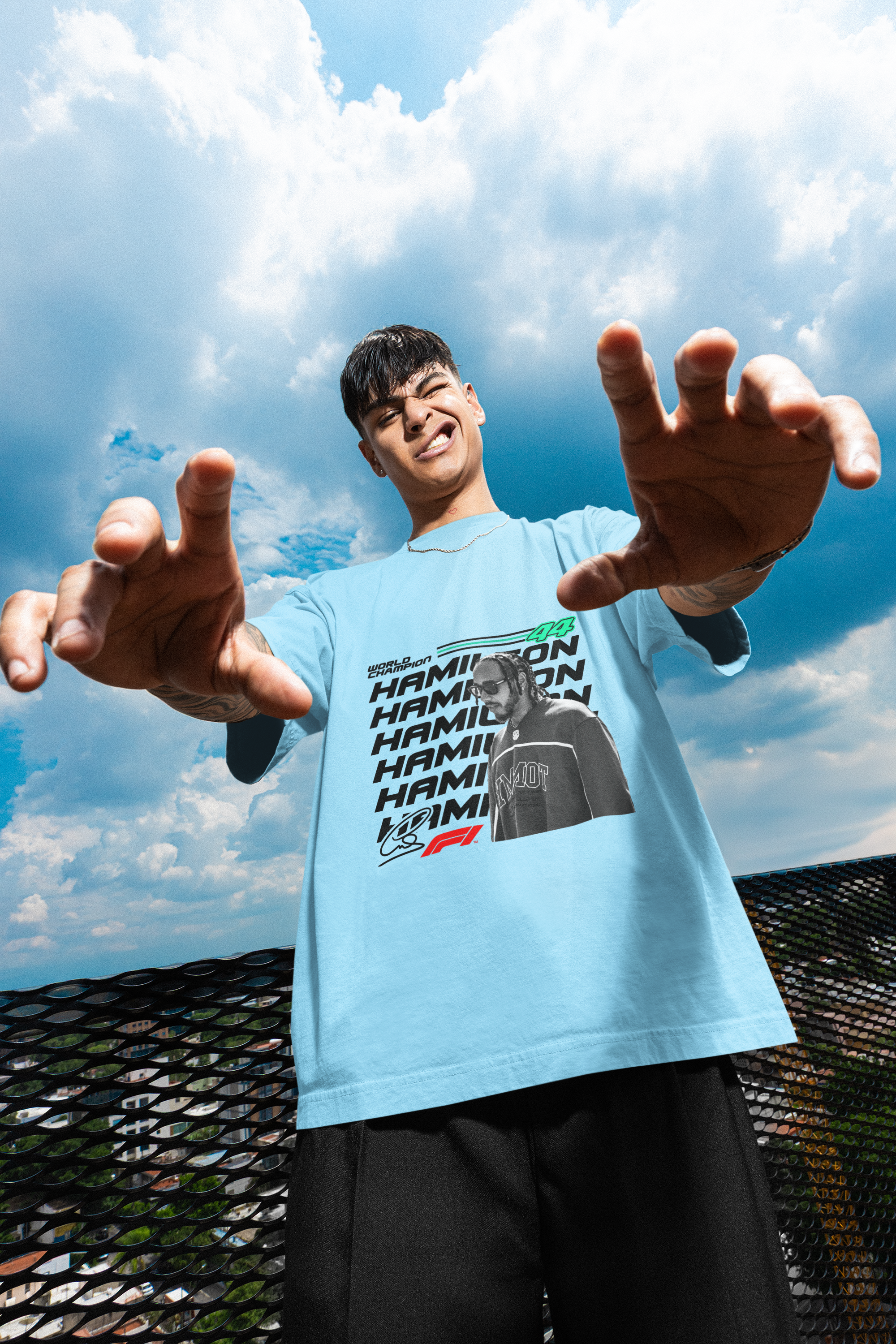 Skyline Swagger – Hamilton Streetwear Unisex Oversized Classic T-Shirt.