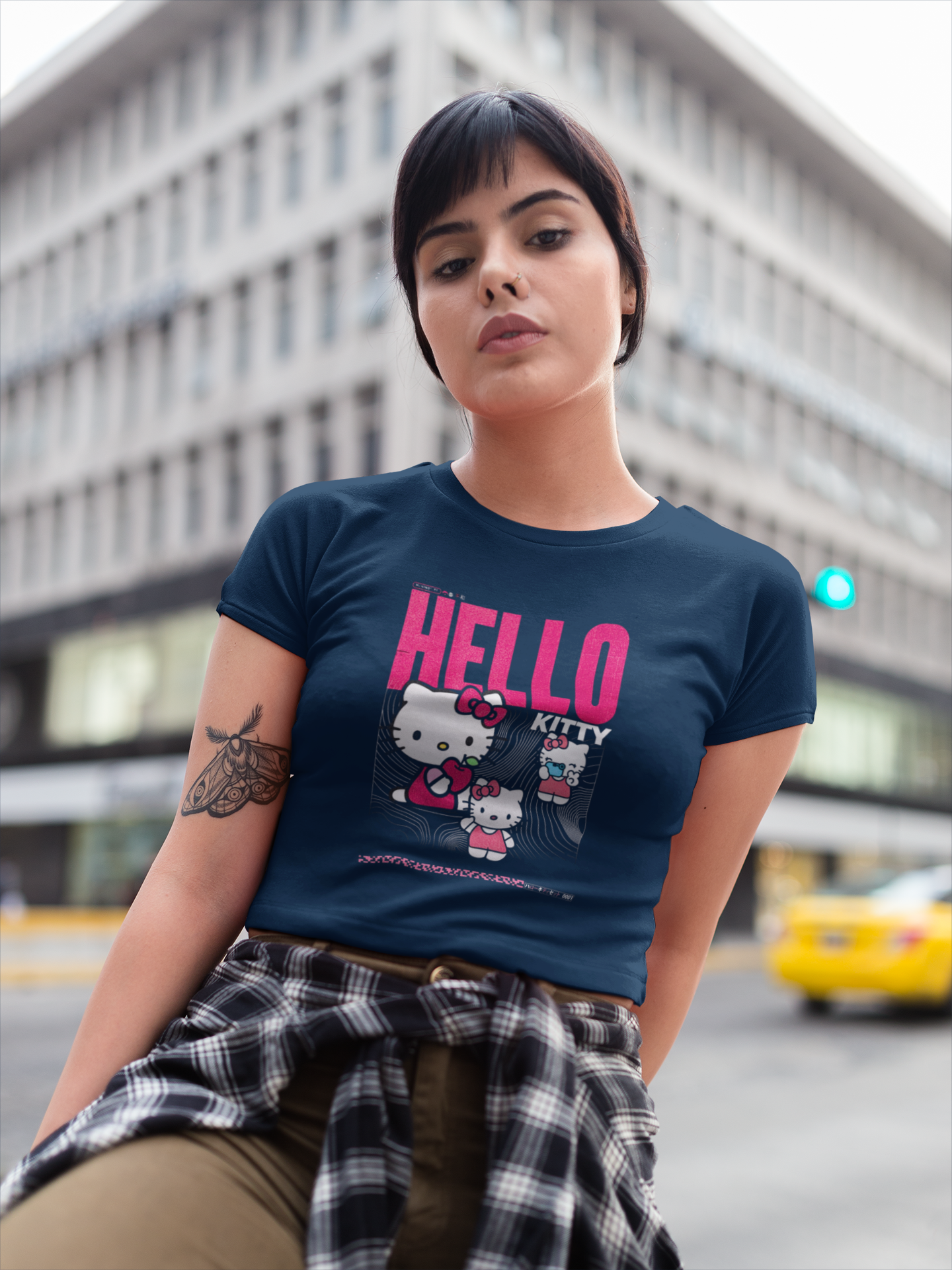 Retro Hello Kitty Vibe Tee – Nostalgia in Pink Crop Top.
